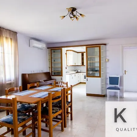 Apartment Superior Boutique Studios! #3 Svoronata