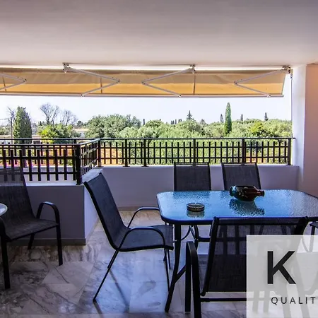 Apartment Superior Boutique Studios! #3 *